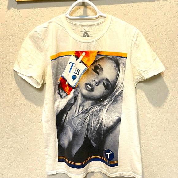 Two In The Shirt Graphic T-shirt - Picture 1 of 4